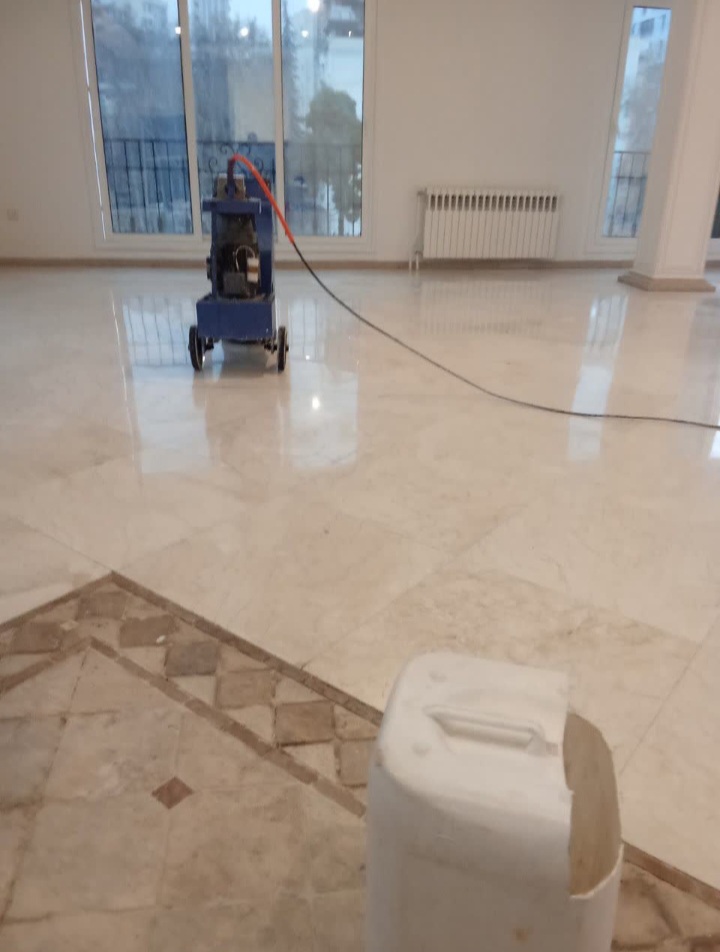 کفسابی و نماشویی در تهران راهکاری برای بازگرداندن زیبایی ساختمان